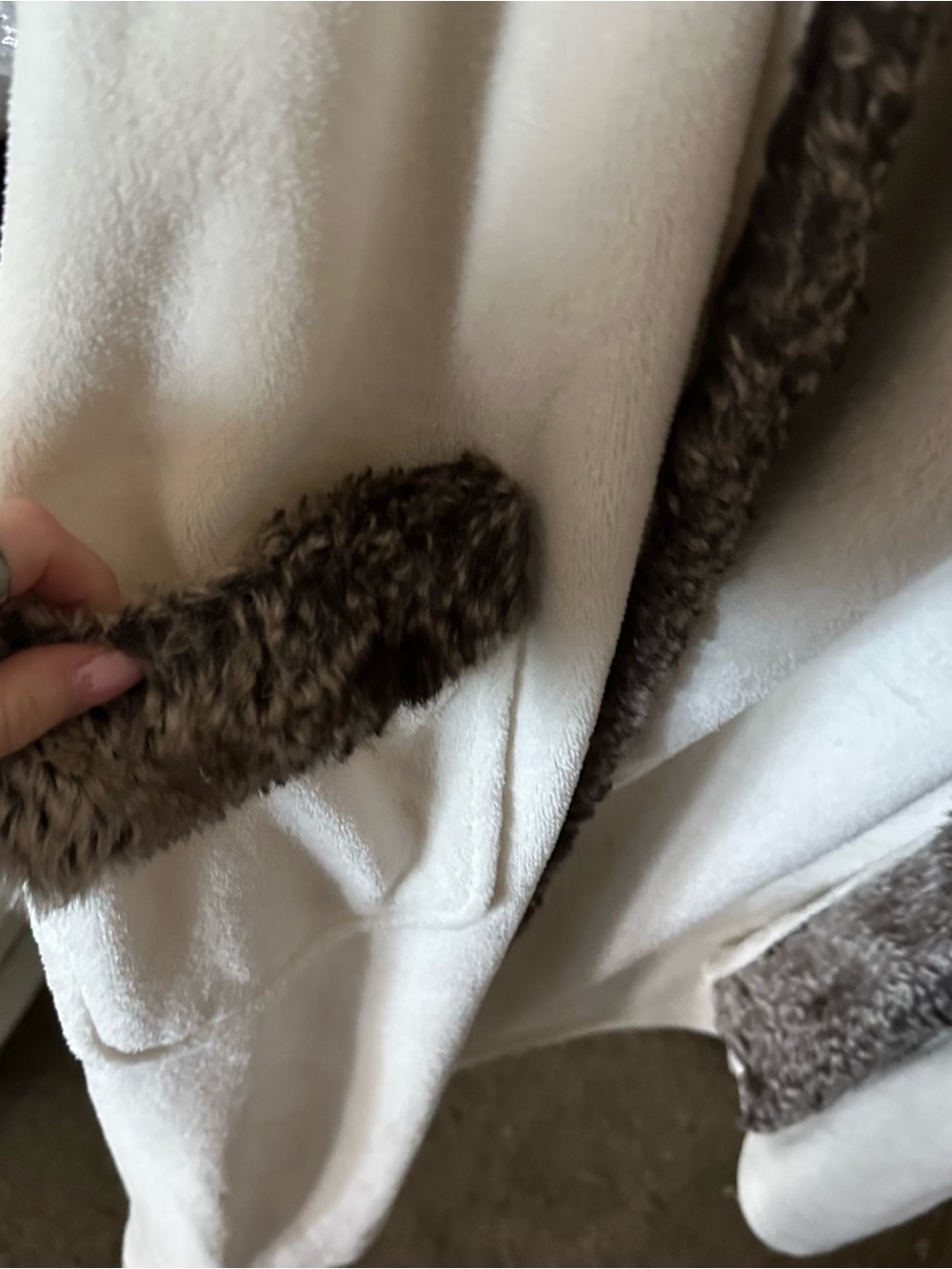 White and Brown Pottery Barn Robe - Picture 2 of 11